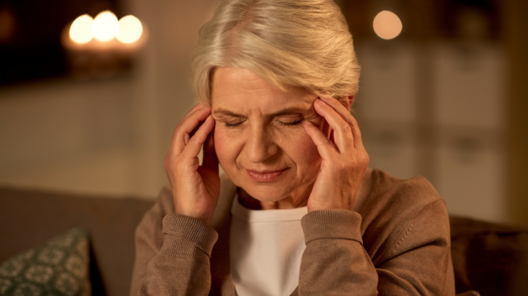 Fazy w chorobie Alzheimera - seniorka 